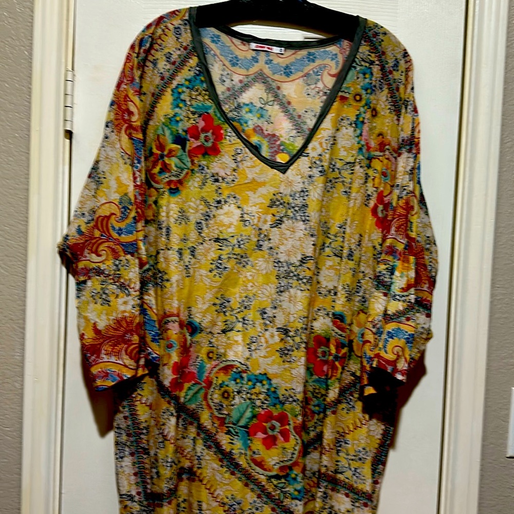 Johnny Was 100% Cotton V Neck multicolored mid sleeve blouse 2X